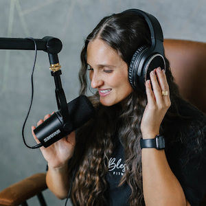 Meet your Posher, Courtney